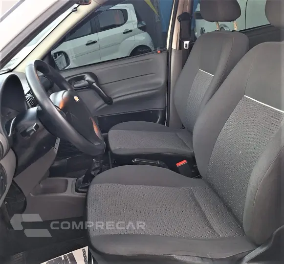 Classic Sedan 1.0 4P VHCE FLEX LS