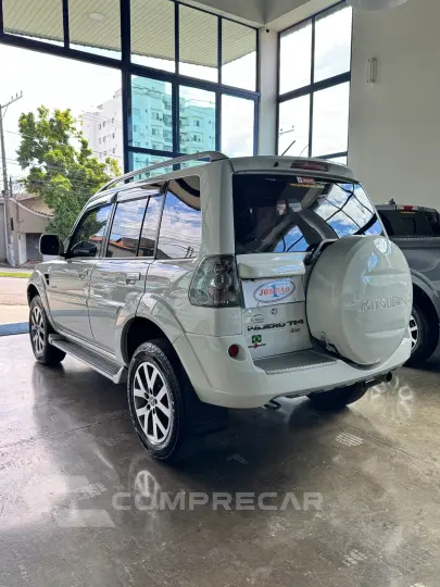 Pajero TR4 2.0/ 2.0 Flex 16V 4x4 Aut.