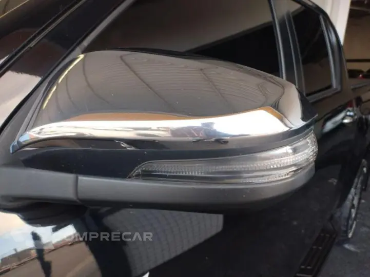 HILUX CD SRV 4X4 2.8 TDI DIESEL AUT.