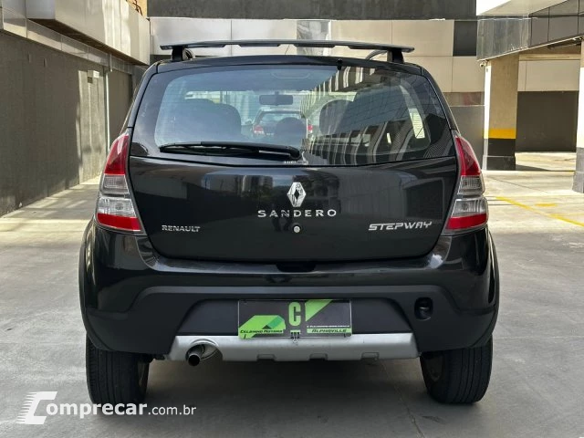 SANDERO - 1.6 STEPWAY 16V 4P MANUAL
