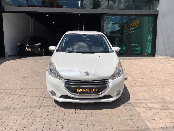 208 Active Pack 1.6 Flex 16V 5p Aut.