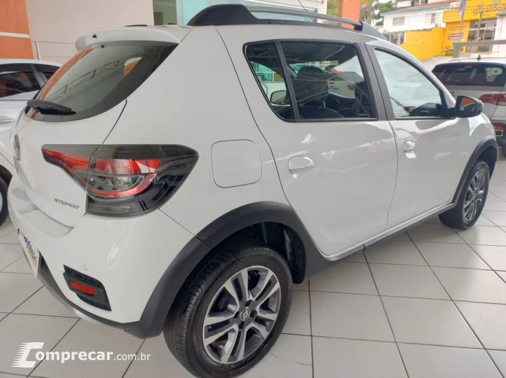 Stepway 1.6 16V 4P FLEX ICONIC X-TONIC AUTOMÁTICO CVT