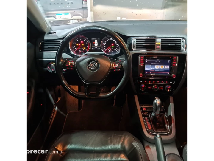 JETTA 2.0 TSI HIGHLINE 211CV GASOLINA 4P TIPTRONIC