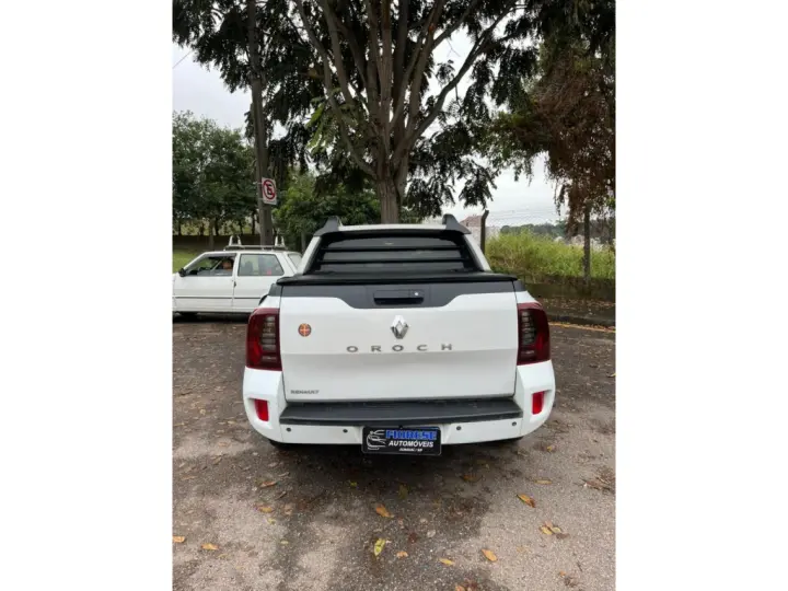 DUSTER OROCH 2.0 16V FLEX DYNAMIQUE 4P AUTOMÁTICO