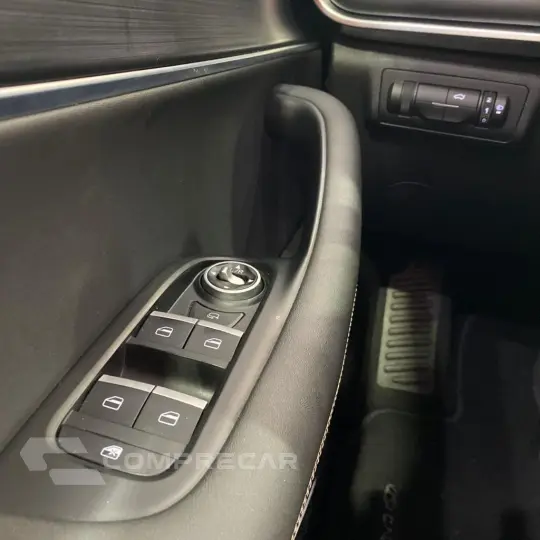 Tiggo 8 TXS 1.6 16V TGDi Aut.