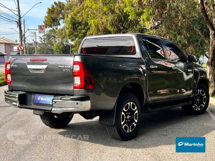 HILUX 2.8 D-4D TURBO DIESEL CD SRX 4X4 AUTOMÁTICO