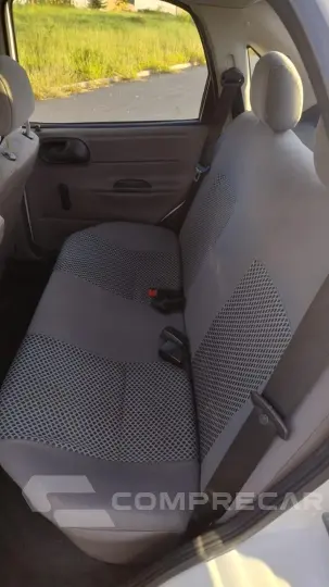 Classic Sedan 1.0 4P VHCE FLEX LS