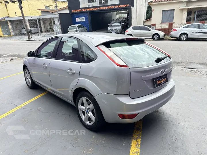 FOCUS 1.6 GL 8V