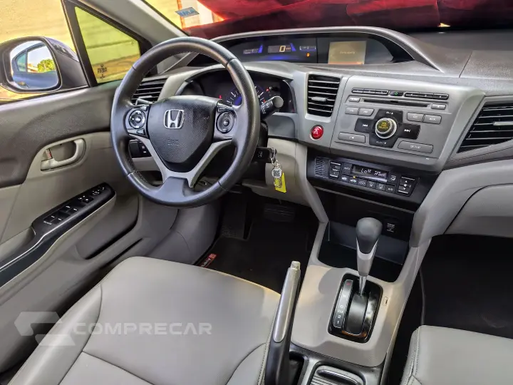 CIVIC 1.8 LXS 16V FLEX 4P AUTOMÁTICO