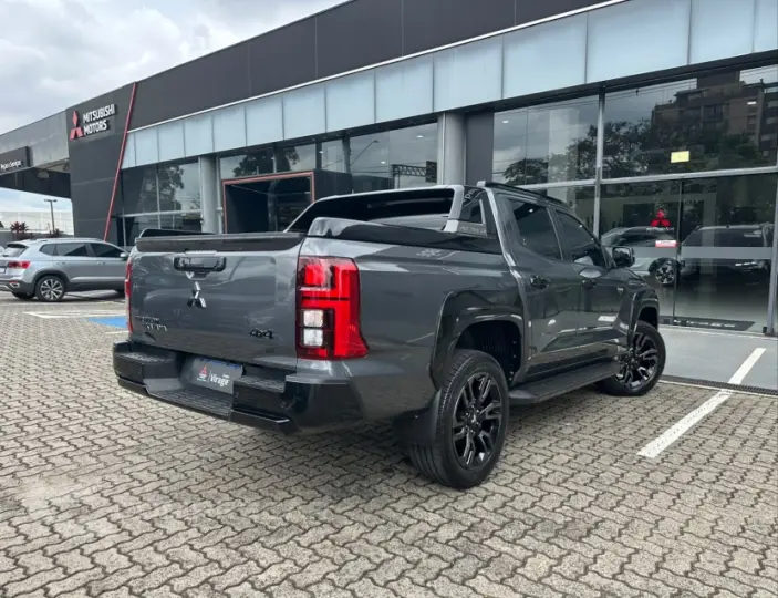 TRITON 2.4 Biturbo CD Katana 4X4
