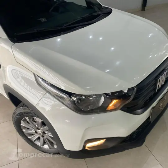 Strada Freedom 1.3 Flex 8V CD