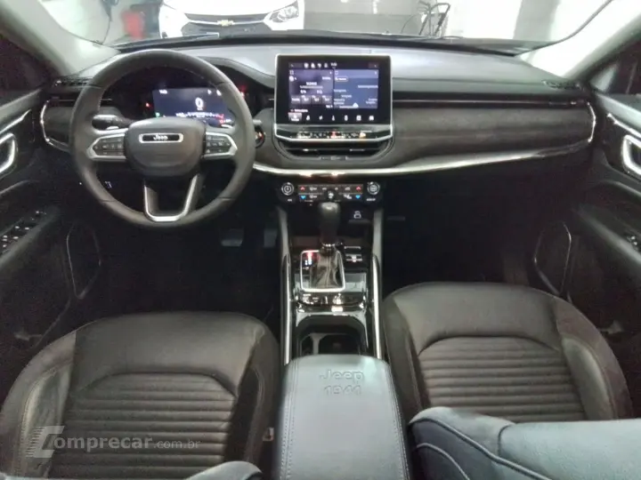 COMMANDER 1.3 T270 TURBO FLEX LIMITED AT6