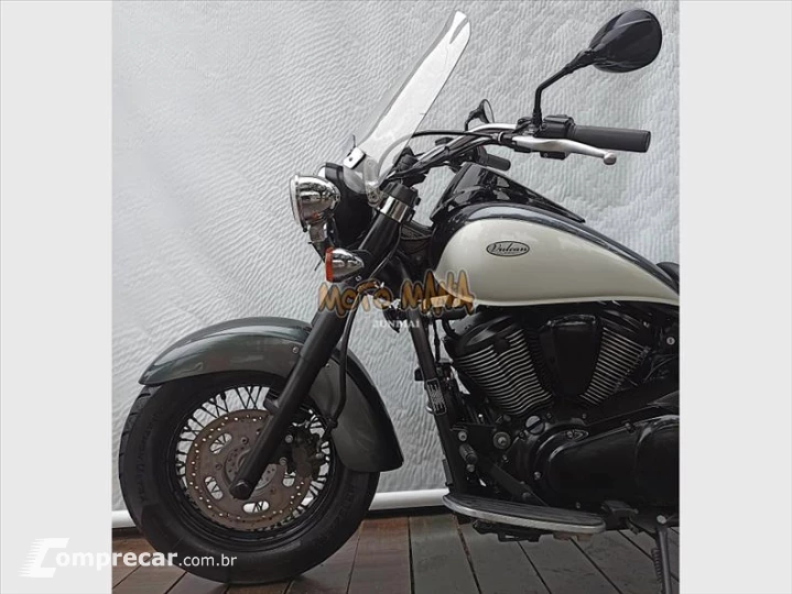 VULCAN 900 CLASSIC