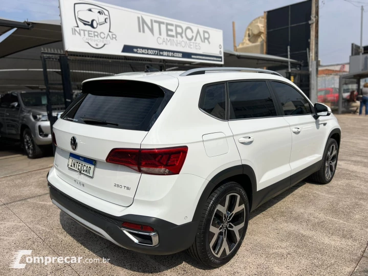 TAOS 1.4 250 TSI Highline