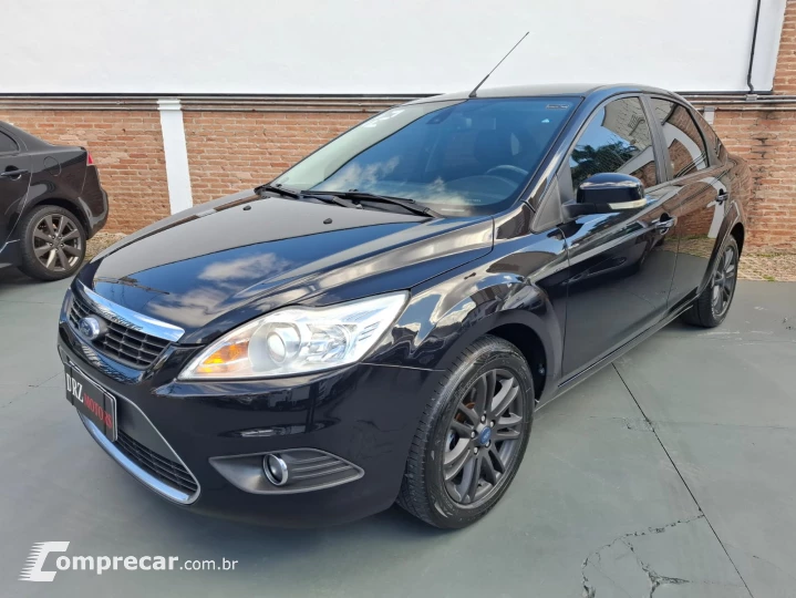 FOCUS 2.0 GLX Sedan 16V