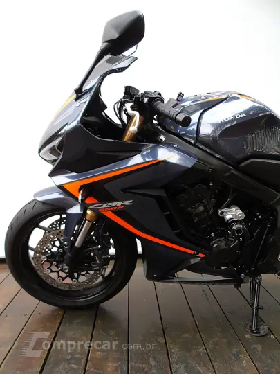 HONDA CBR 650 R