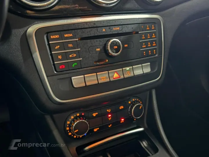 CLA 180 1.6 CGI GASOLINA 7G-DCT