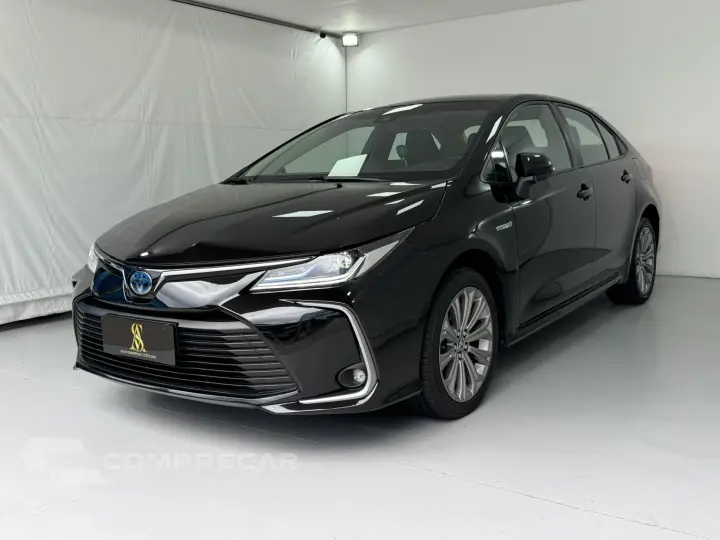 COROLLA 1.8 VVT-I Hybrid Altis
