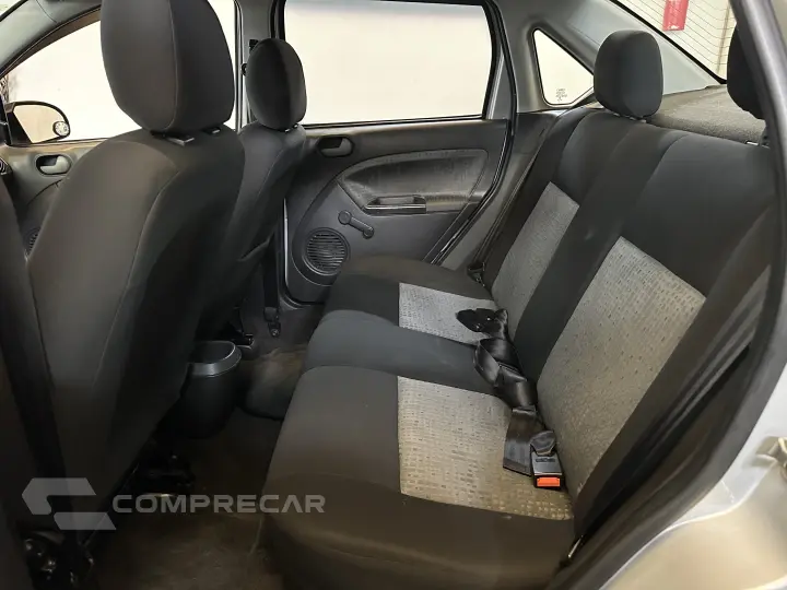 FIESTA 1.6 MPI Class Sedan 8V