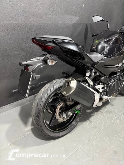 Z 400 ABS
