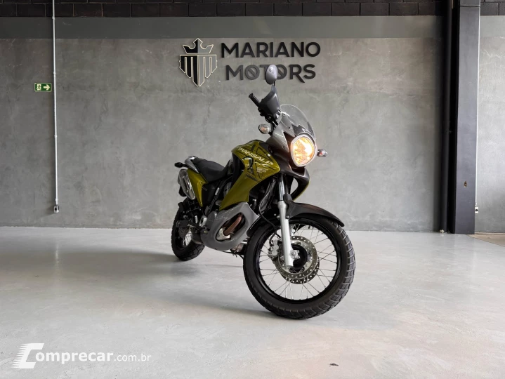 XL 700V TRANSALP