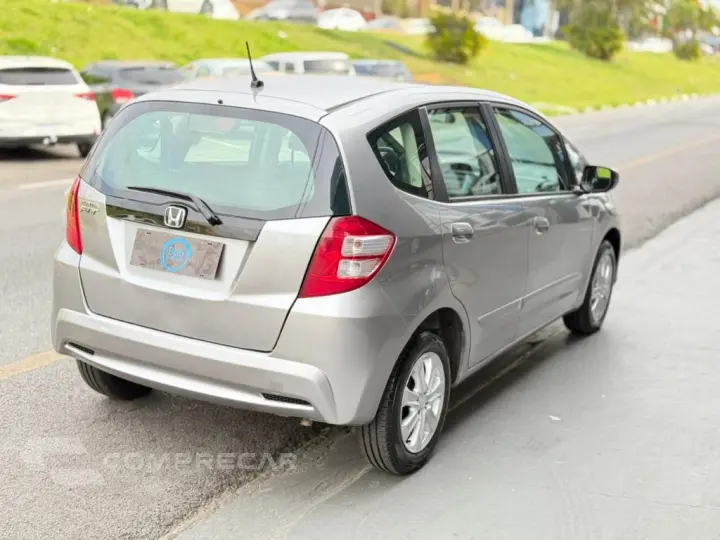 Fit LX 1.4/ 1.4 Flex 8V/16V 5p Mec.