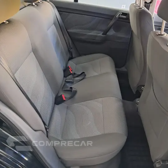 Polo Sedan 1.6 Mi Total Flex 8V 4p