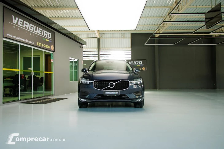 XC60 2.0 D5 Momentum AWD Geartronic