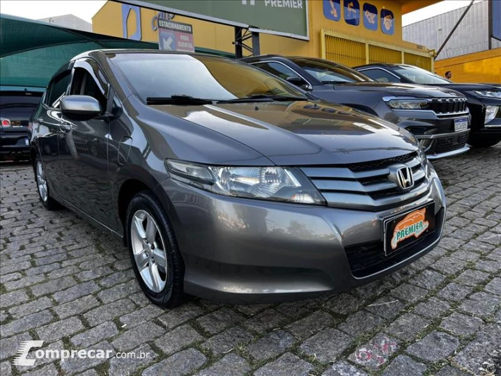 CITY 1.5 LX Sedan 16V