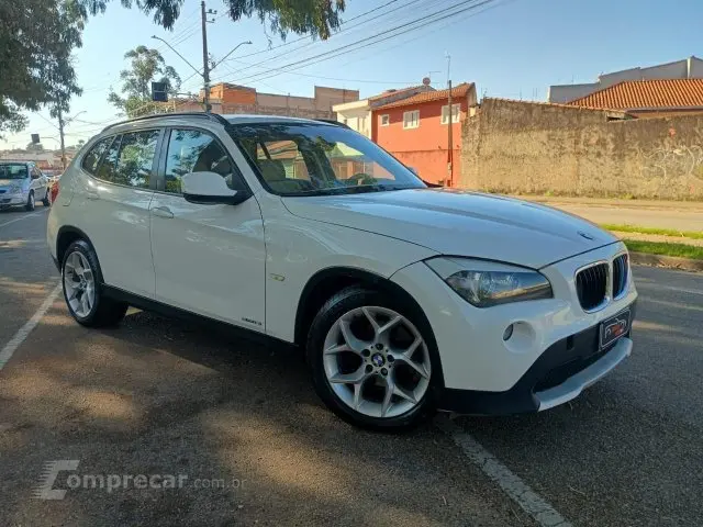 X1 - 2.0 16V SDRIVE18I 4P AUTOMÁTICO