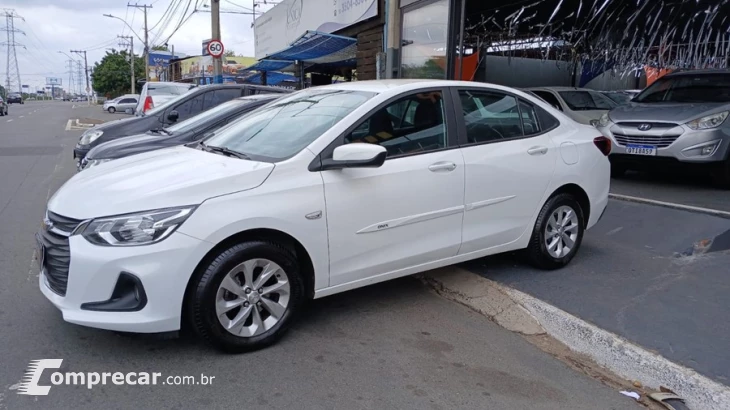 ONIX 1.0 Turbo Plus LT
