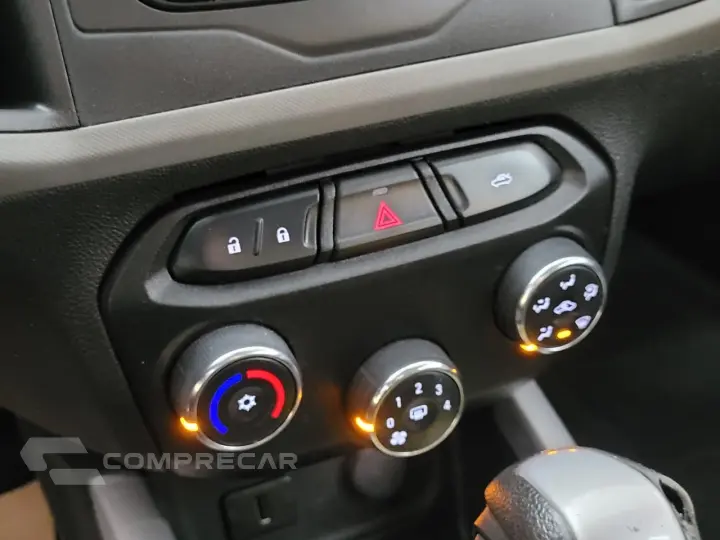 ONIX HATCH ADVANTAGE 1.4 8V Flex 5p Aut.