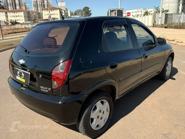 CELTA - 1.0 MPFI LT 8V 4P MANUAL