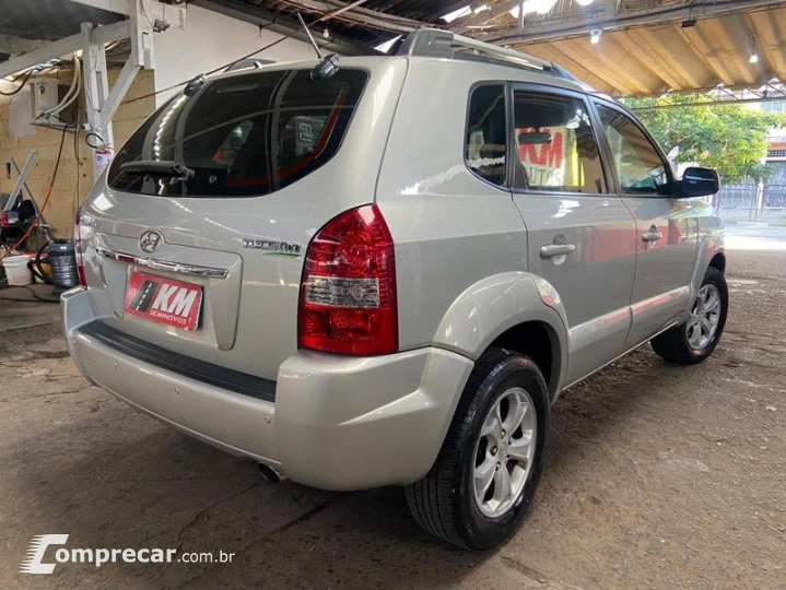 TUCSON GLS B 2.0 AUT