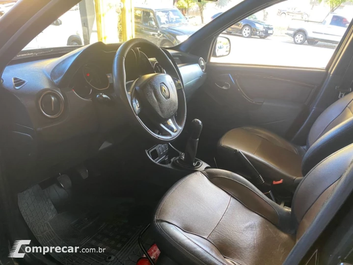 Duster 1.6 16V 4P FLEX DYNAMIQUE