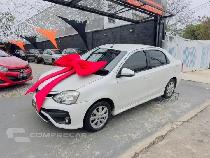 Etios Sedan 1.5 16V 4P FLEX XLS AUTOMÁTICO