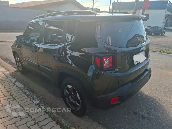 Renegade 1.8 16V Flex 4P Automático