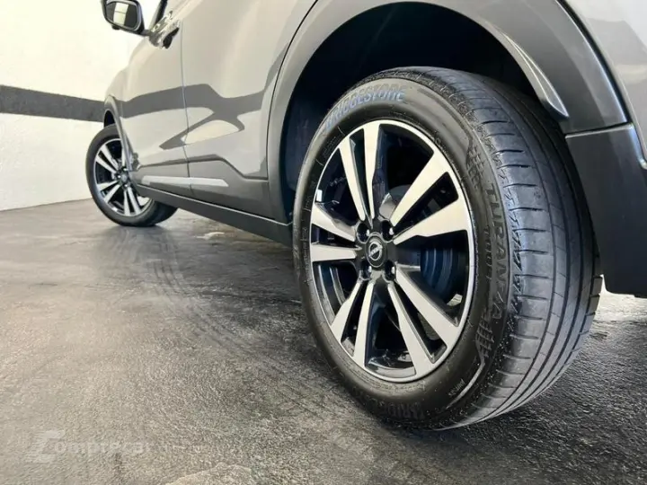 KICKS EXCLUSIVE 1.6 CVT (FLEX)