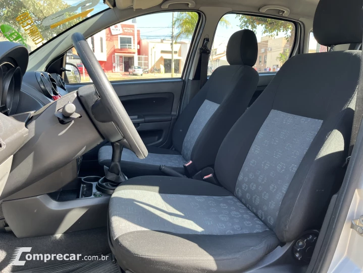 FIESTA 1.0 MPI Class Hatch 8V