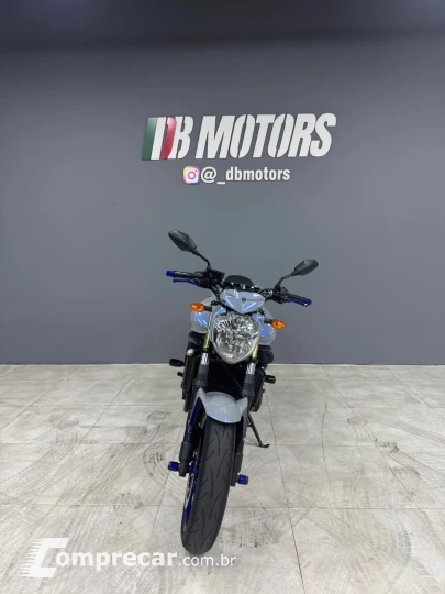 Fazer 600 4 cilindros