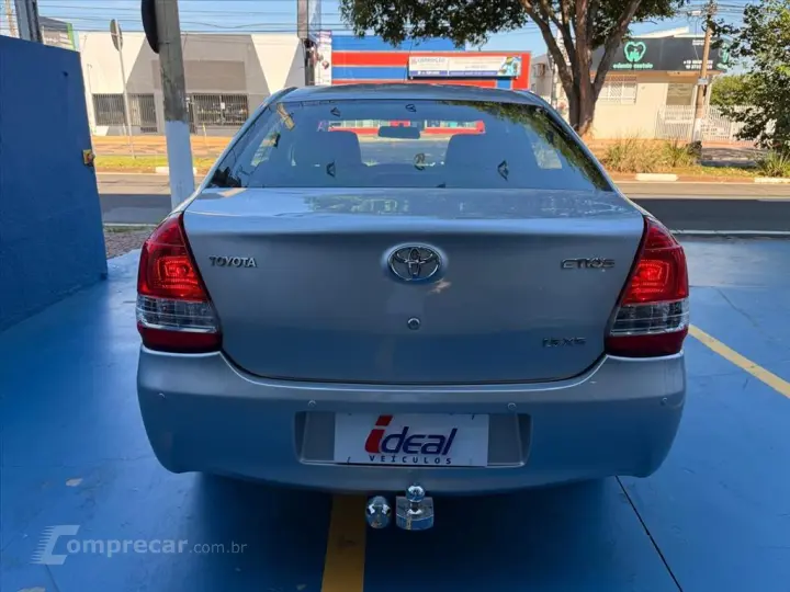 ETIOS 1.5 XS SEDAN 16V FLEX 4P MANUAL