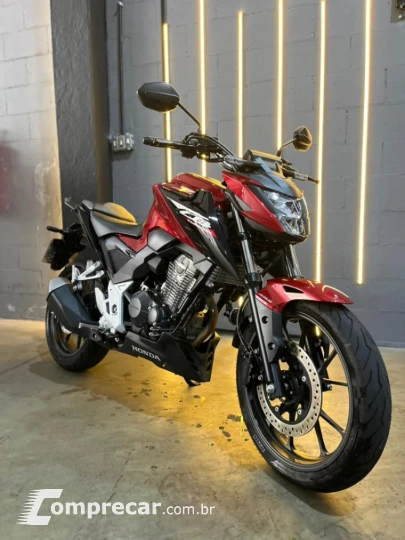CB Twister 300 F
