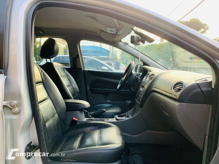 Focus 2.0 16V/SE/SE Plus Flex 5p Aut.