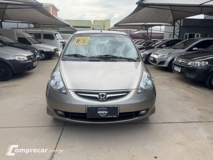 Fit 1.4 16V 4P LX FLEX