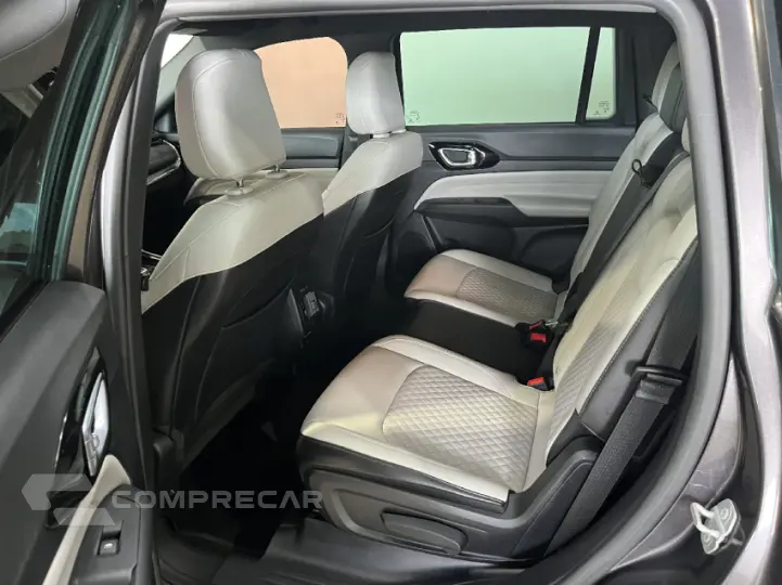 COMMANDER 1.3 T270 Turbo Limited