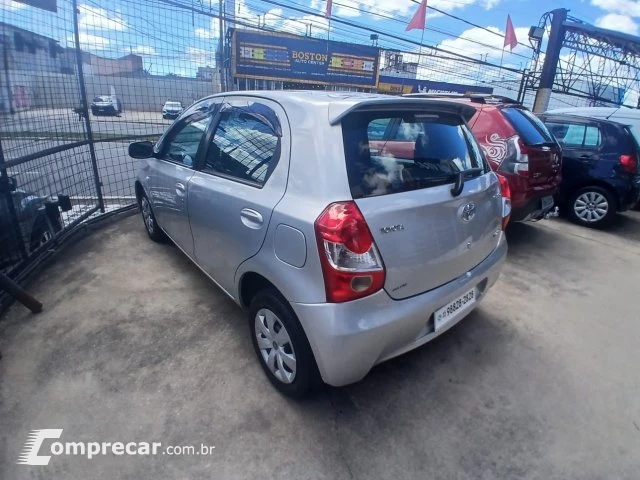 ETIOS HATCH - 1.3 XS 16V 4P MANUAL