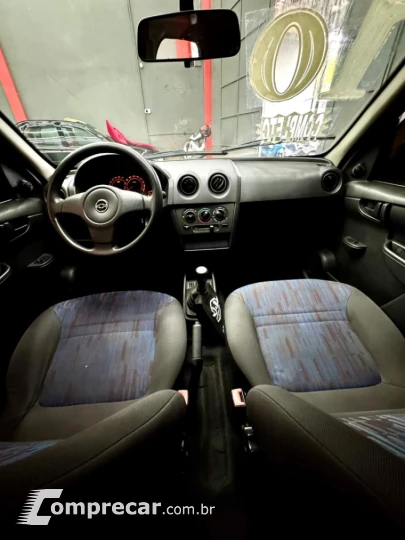 CELTA 1.0 MPFI Spirit 8V