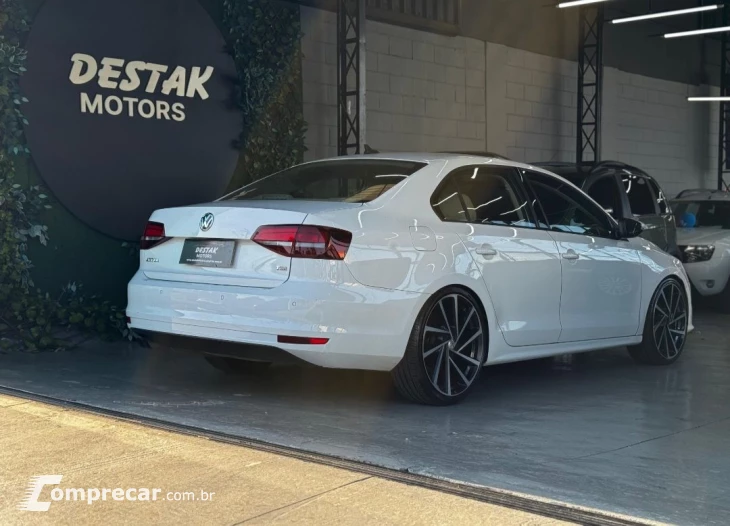 JETTA Comfortline 1.4 TSI 16V 4p Aut.
