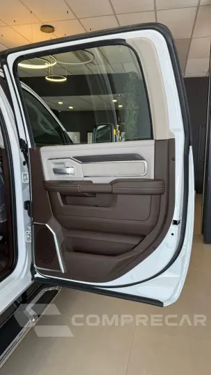 2500 6.7 I6 Turbo Laramie CD 4X4