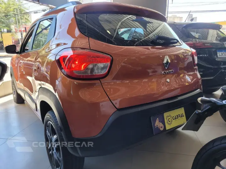 Kwid KWID OUTSIDER 1.0 Flex 12V 5p Mec.